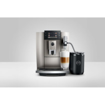 JURA model E8